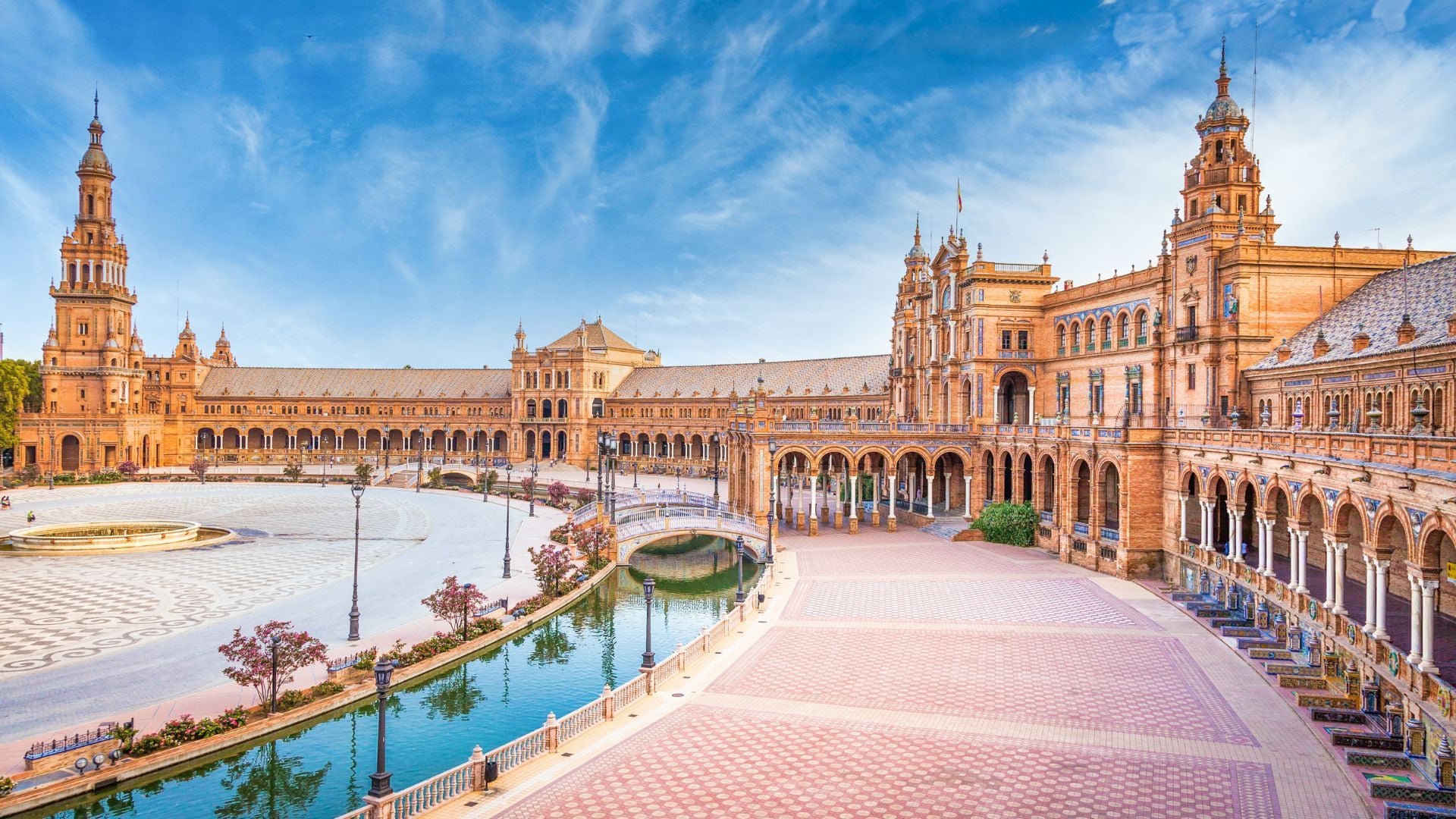 Plaza España - Sevilla.jpg